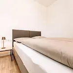Loomz Living Self-check-in Appart hôtel