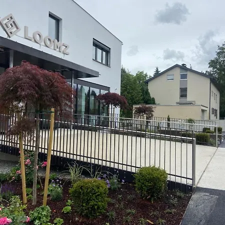 Hotel apartamentowy Loomz Living Self-check-in 4*