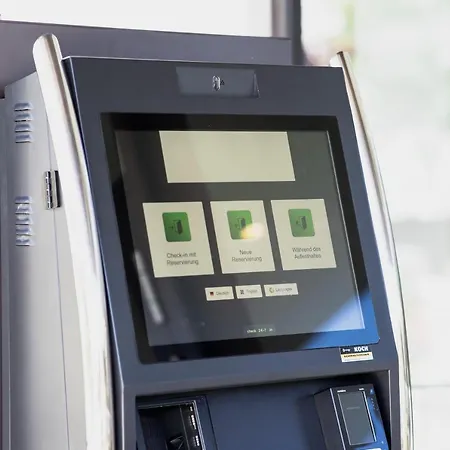 Loomz Living Self-check-in 4*