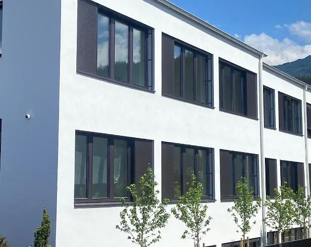 Loomz Living Self-check-in Apartahotel 4*